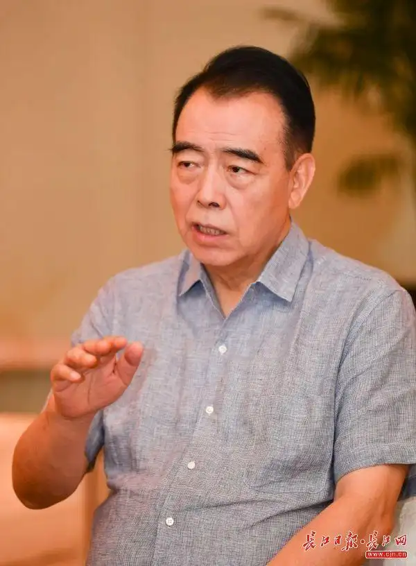 陈凯歌说拍我和我的祖国就12个字