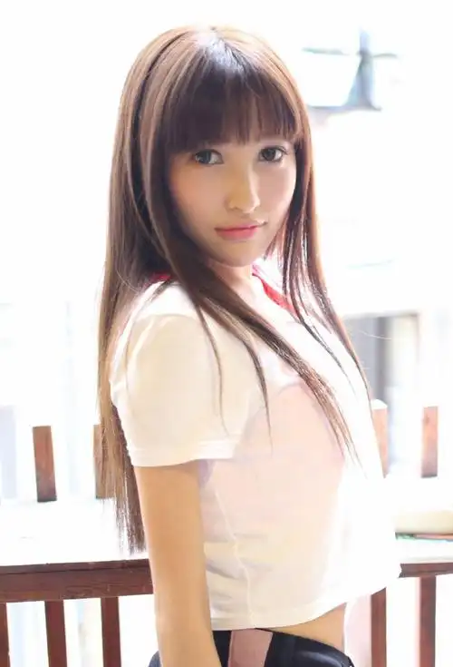 美女nic妮可可性感私房写真照