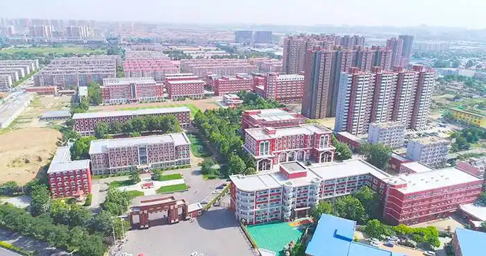 河北联邦外国语学校全景图