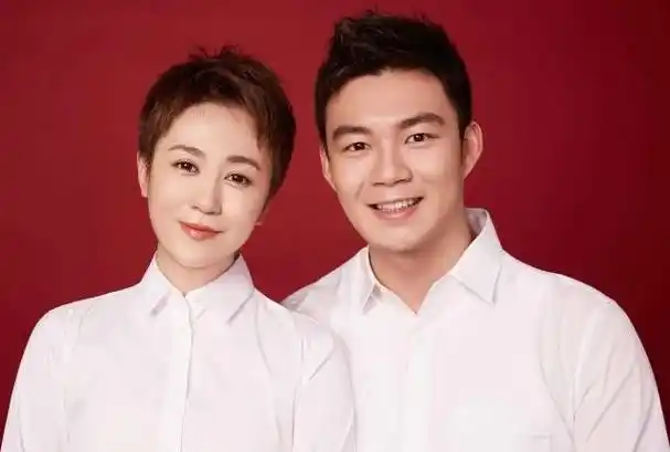 沈腾马丽这些年我又当爹又当妈(37岁马丽腰粗现孕肚)(3)