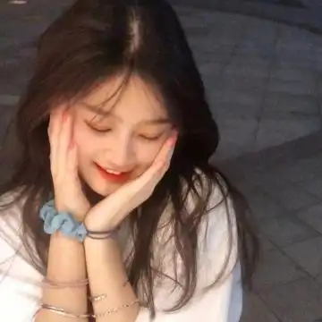 2020最火好看的微信气质美女头像