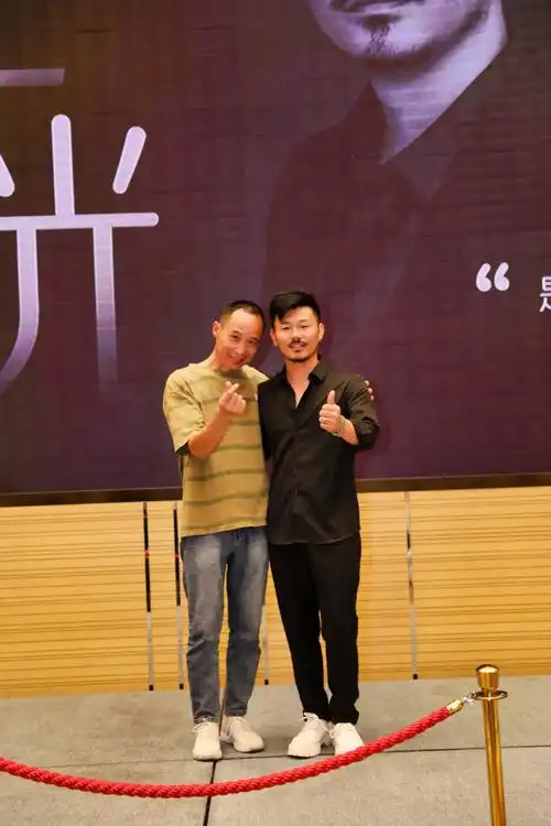 看见音乐计划 #灵魂歌手 @大欢 国庆中秋节来临之际,祝愿 - 抖音