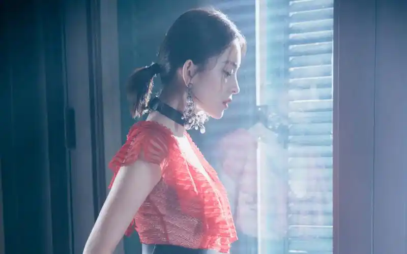 古力娜扎魅力写真图片桌面壁纸高清大图预览1920x1200_大陆明星下载