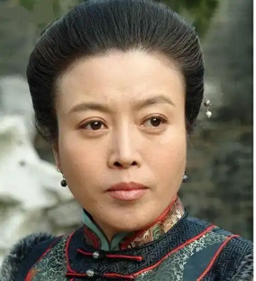 孙红雷前女友丁嘉丽至今单身,至今依旧后悔曾经决定捧红孙红雷!