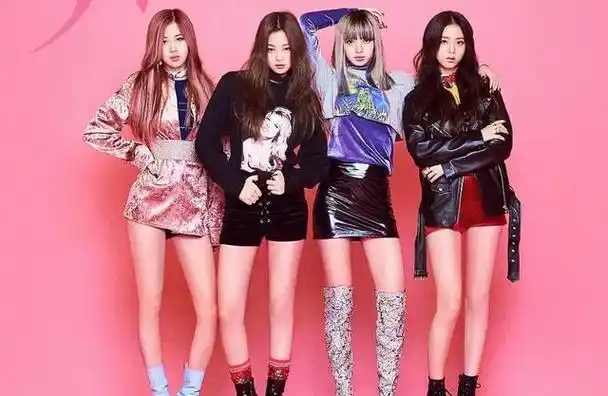 lisa乘男友私人飞机约会频繁让韩网友厌倦团队因她口碑受损