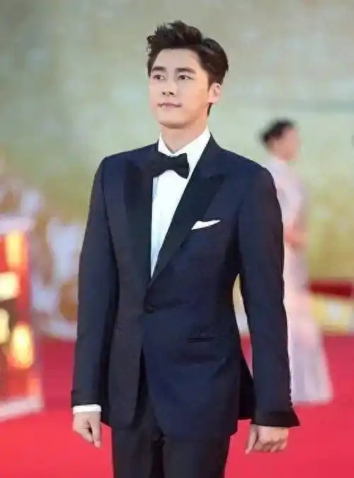 为什么李易峰宁愿花钱解决,也不愿意找个老婆结婚?