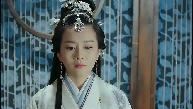 思美人:碧霞深夜求见浴兰,表明只要能就屈原,愿意成全他们-影视综视频