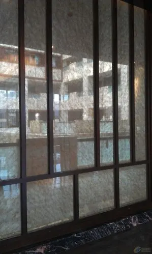 夹绢玻璃.夹纸玻璃-装饰玻璃-北京华翔宏源玻璃有限公司