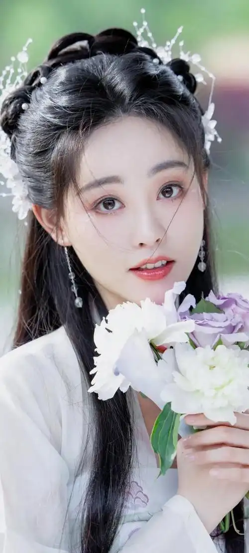 美女系列壁纸第947期-古装造型的祝绪丹