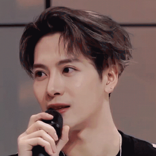 ◤甜虾分享08230318@王嘉尔动图◢好帅好帅好可爱期待王歌手巡演发