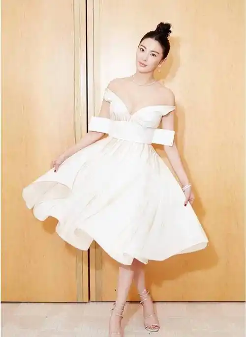 32岁张雨绮哪来的自信?