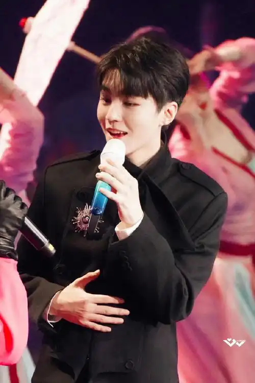 王俊凯0921生日快乐##发动结界让王俊凯好好睡觉