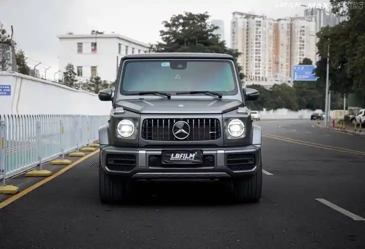 奔驰大g-lb改色膜超亚星斗灰,男女通鲨