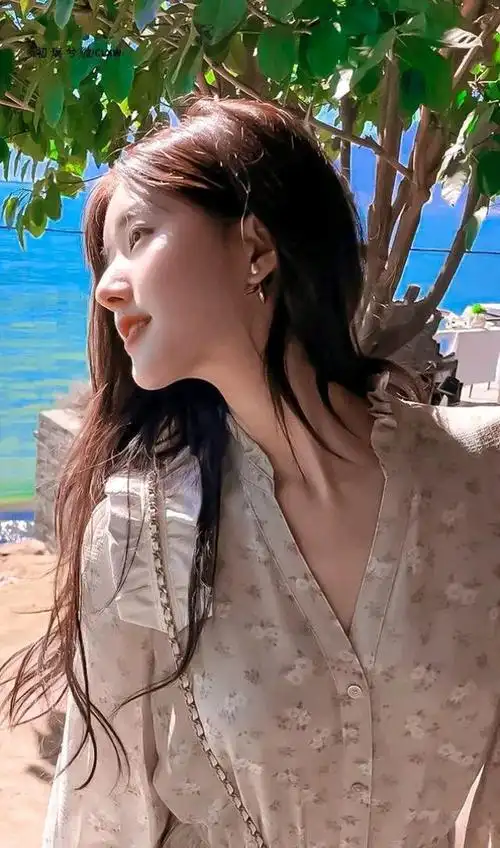 生活照片明星图片赵露思