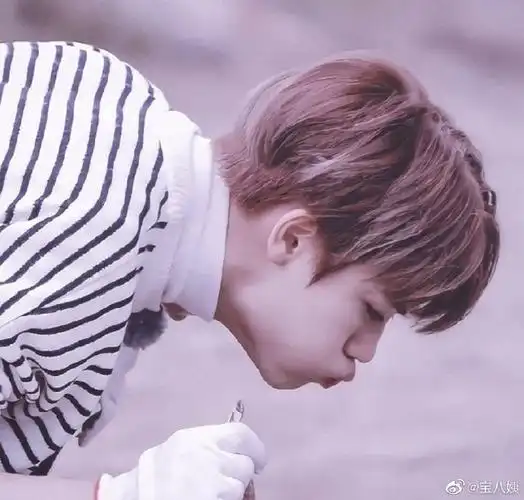 可可爱爱没有脑袋,今日份的嘟嘴可爱小橘已为您送达@林彦俊#林彦俊