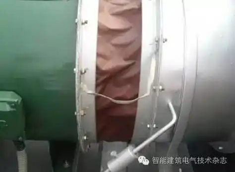 风机软连接处跨接规范可靠.防雷测试点规范美观.
