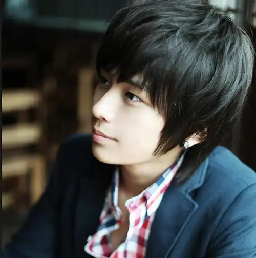 改个发型帅一脸