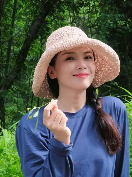 刘涛气质优雅是许多男人心目当中的完美女神,网友直呼:涛姐太美