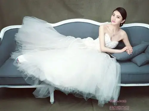 景甜《时尚新娘》