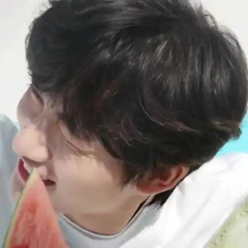 夏日丁程鑫头像