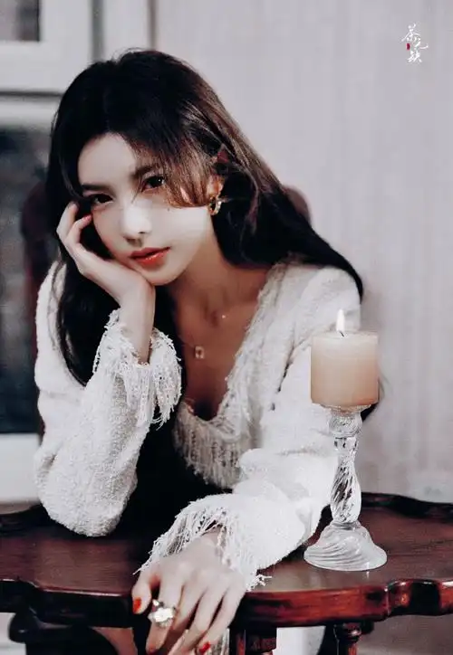 戴燕妮冬日暖阳胶片写真