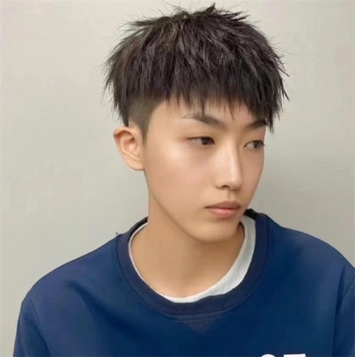 帅气钢夹烫发型 男生流行烫发(新)_男生烫发 - 美发站