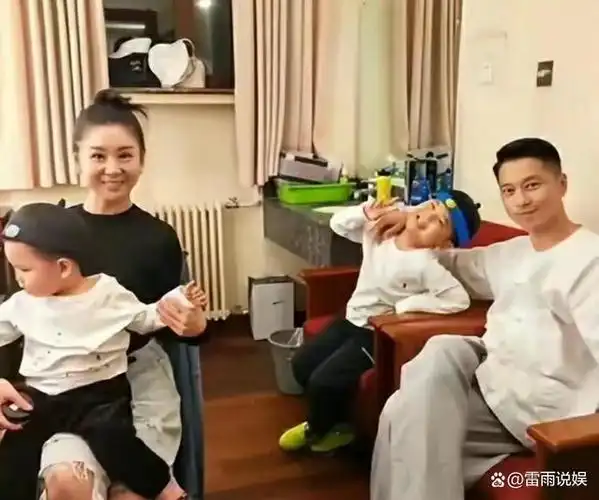 从不拍吻戏的她原来是冯巩的女儿如今依旧像18一样