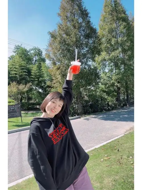 教你用一杯奶茶自拍