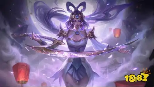 首先是皎月的皓彩霓裳 嫦娥,这款皮肤使用中国传统神话故事中嫦娥的