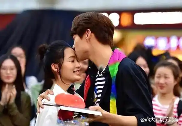 魏大勋带李沁回家见父母魏爸直接送惊喜见面礼真不一般