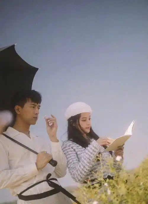 欧阳娜娜谈理想男友称帅哥不靠谱,网友纷纷推荐千玺王一博蔡徐坤_王源