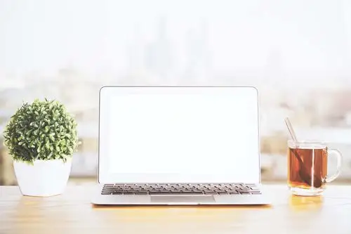 笔记本电脑工作台高清图片