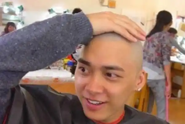 盘点娱乐圈光头造型最帅的男星剃了光头也照样帅的掉渣儿2