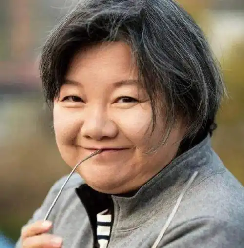 面相小知识  #玄学  #华南农业大学珠江学院  #富婆脸  #洪晃洪晃这