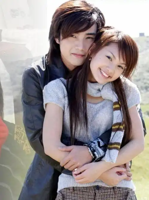 贺军翔让妻子提前两周剖腹产,竟然是怕二胎成处女座,震惊网友!