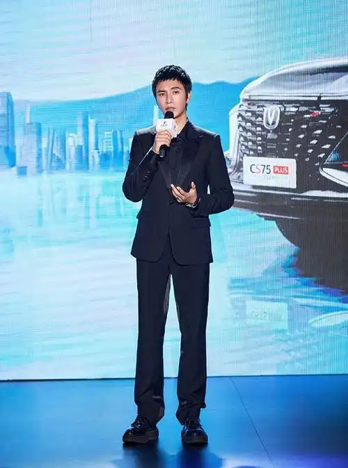 9位身高不到180的男星任嘉伦178罗云熙177