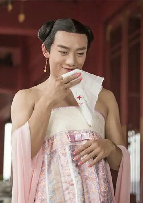 男星扮女装颜值大赛,陆毅,鹿晗,朱正廷太美了,让女生自愧不如