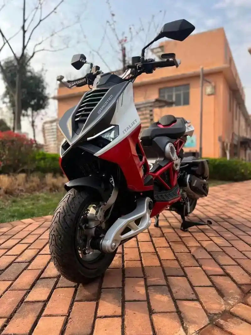 23年2月上牌一手意塔杰特200目前行驶