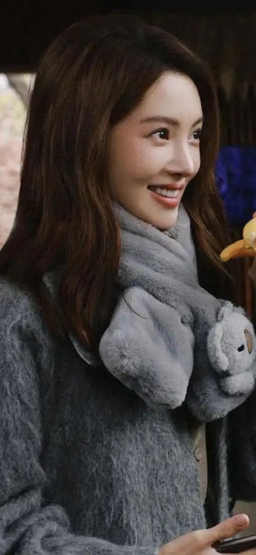 她就是被誉为"美女系列壁纸"的金晨.