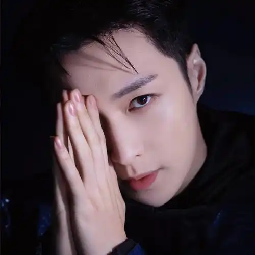 「张艺兴头像」男友手,快牵住呀,嘿嘿!