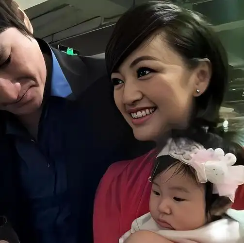 罗海琼:37岁嫁给华谊总裁,手握半个娱乐圈,如今一家四口挺幸福