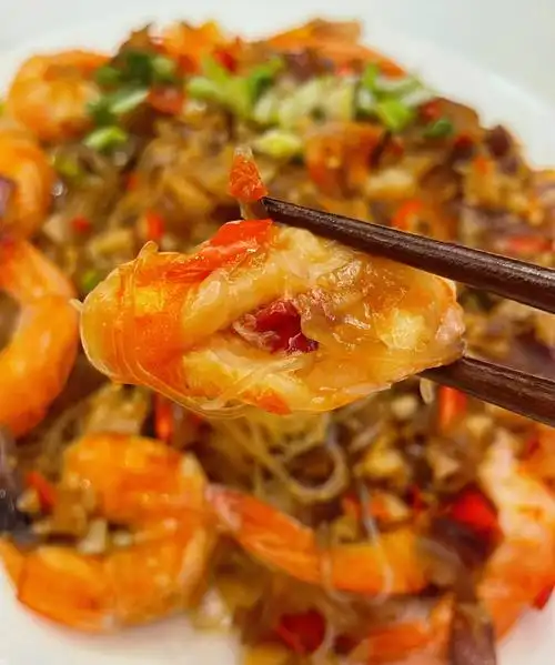 试试这道蒜蓉粉丝虾做法简单又撑面子