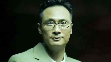 《无间道2》吴镇宇实力演绎冷酷无情,每一个坏人,都会推眼镜吗?