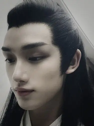 丁程鑫何昶希古装颜值暴击仙气十足帅照图片