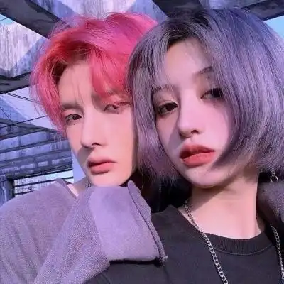 2020年最新情侣头像 一人一张图片 你依然是我最爱的人