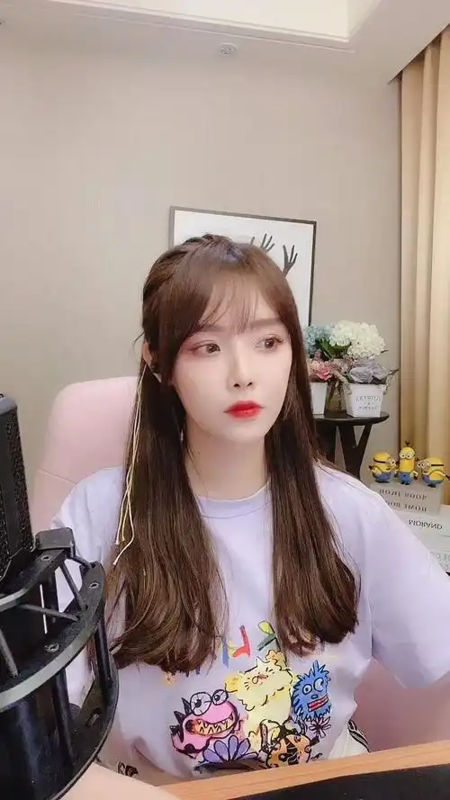 朱容君-兔子牙_2020-07-09 21时53分嘻嘻我来啦