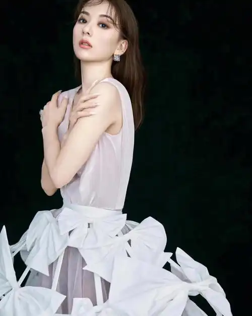 氛围感大片方媛的粉色世界