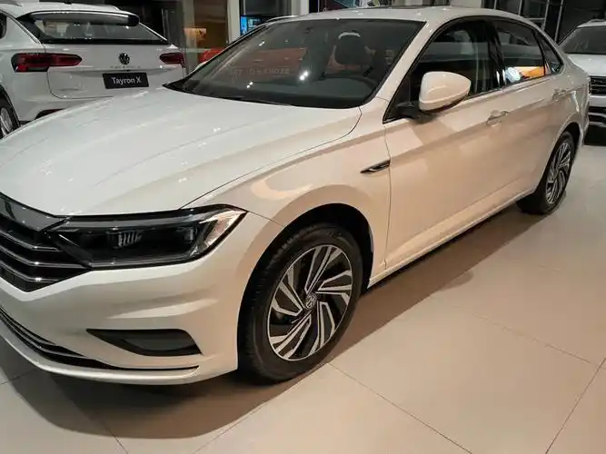 速腾2021超越版落地158w有更便宜的嘛