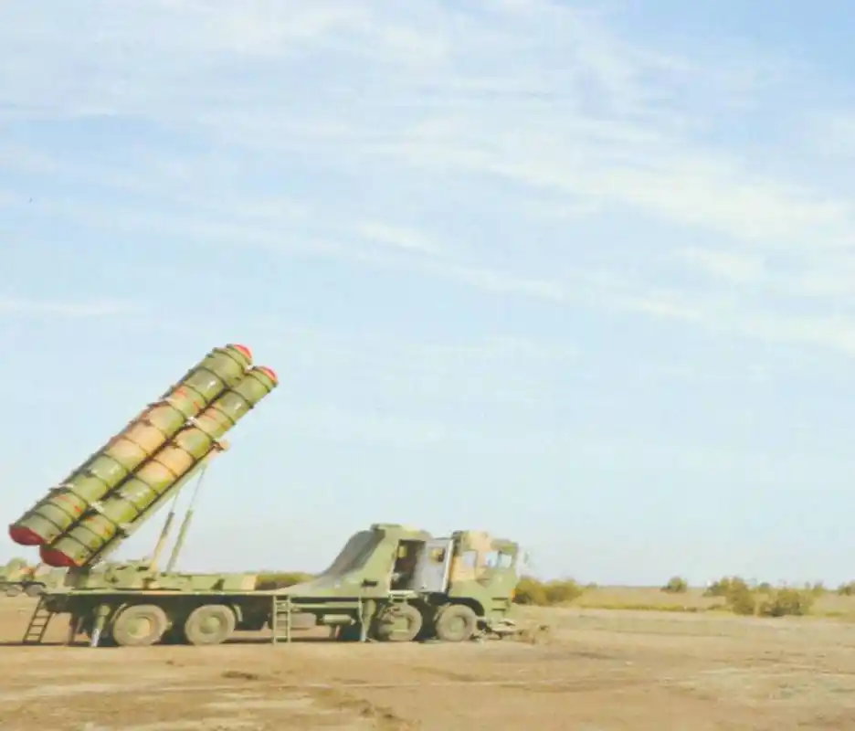 空军红旗22防空导弹射击猛图