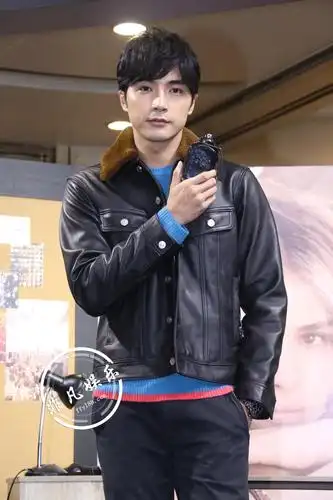 发福变大叔?如今的贺军翔颜值回归依旧是男神